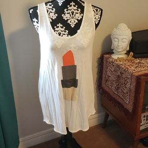 Lipstick tank
